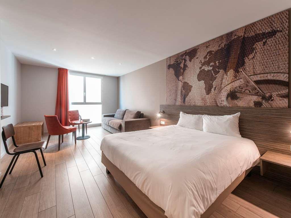Ibis Styles Hyeres Rooftop & Spa שירותים תמונה