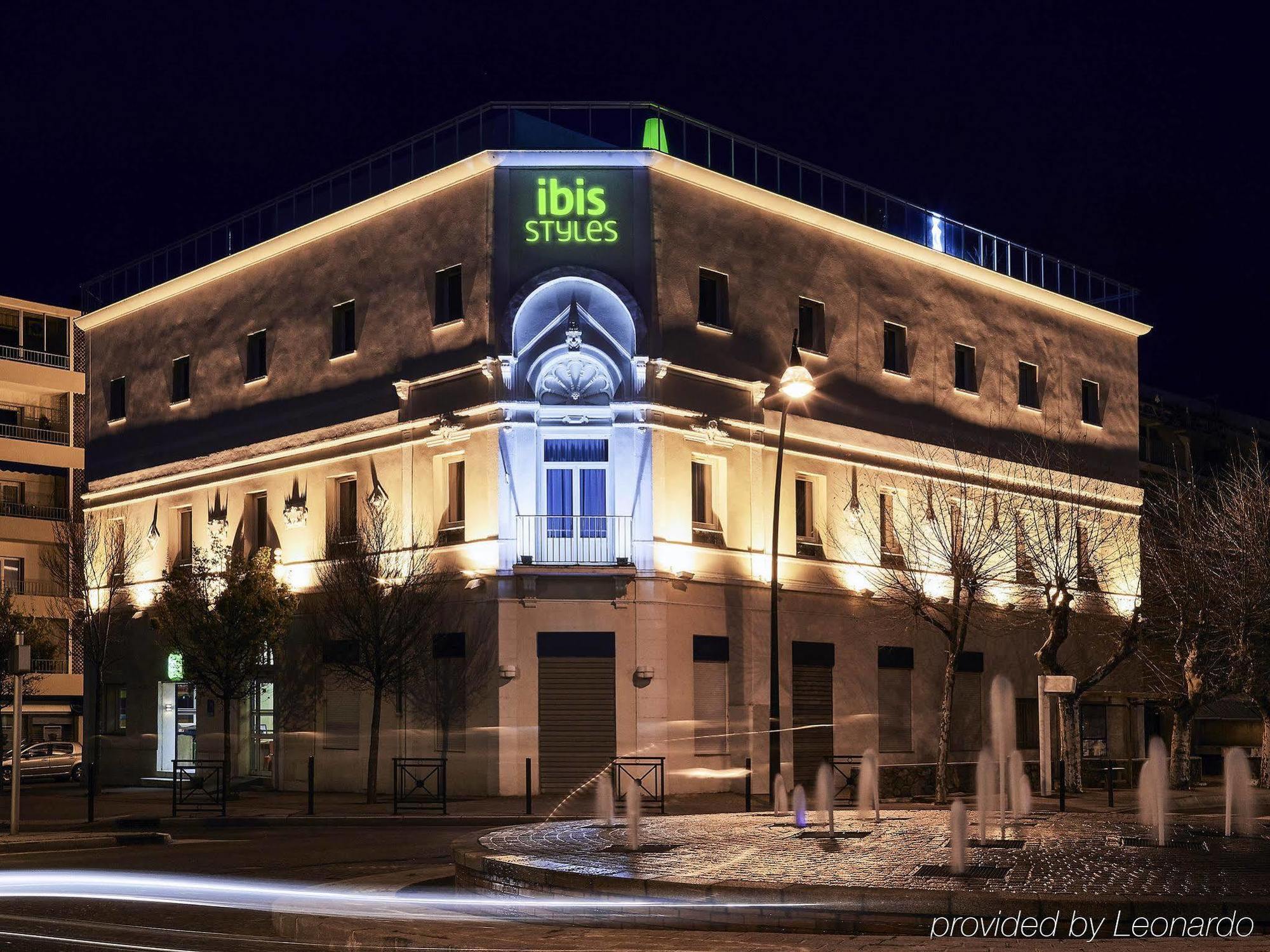 Ibis Styles Hyeres Rooftop & Spa מראה חיצוני תמונה