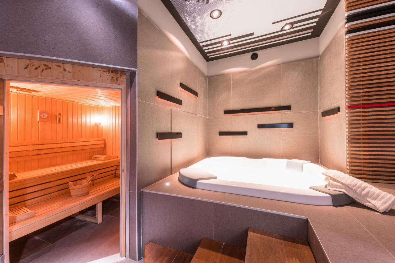 Ibis Styles Hyeres Rooftop & Spa מראה חיצוני תמונה