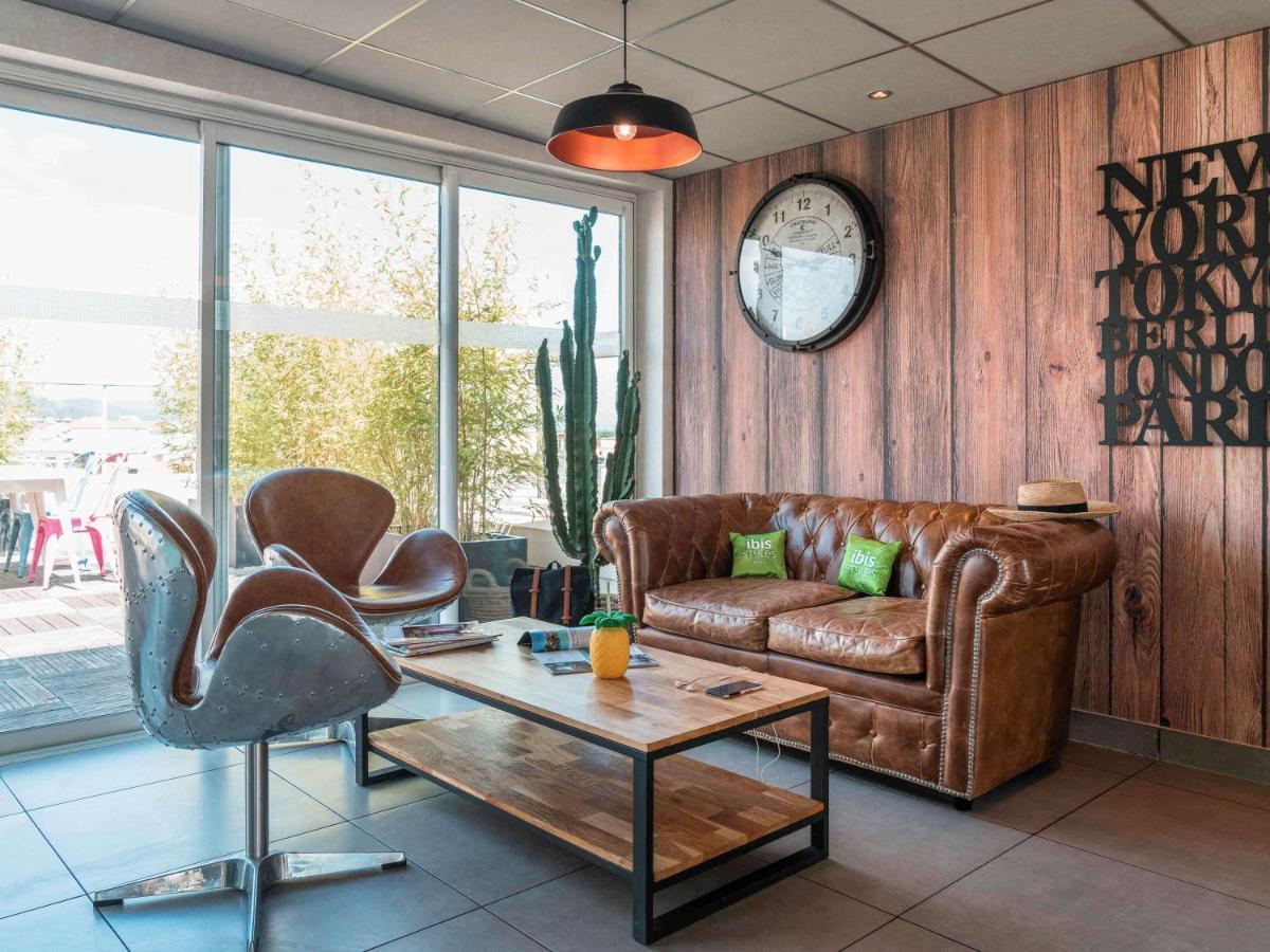 Ibis Styles Hyeres Rooftop & Spa מראה חיצוני תמונה